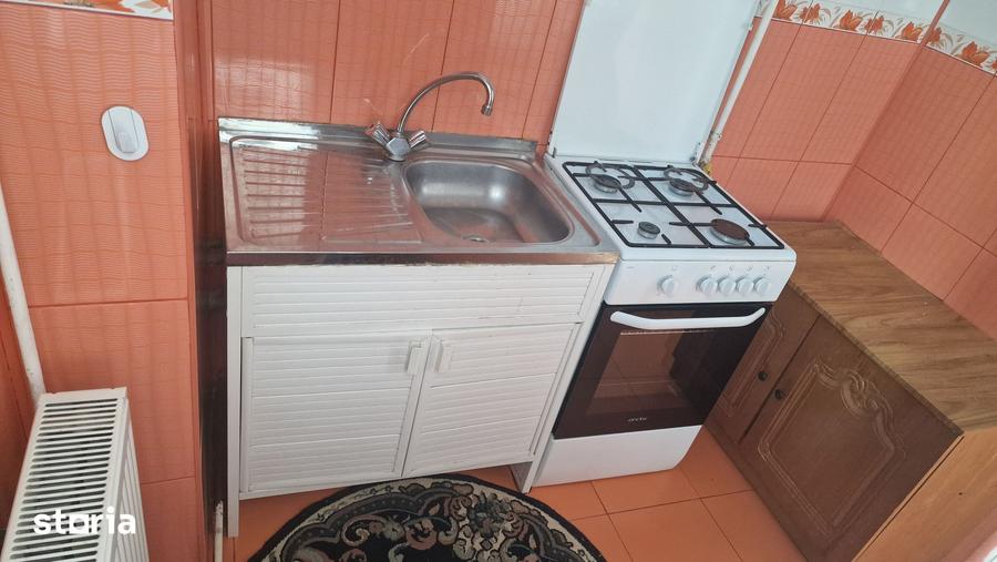 Garsoniera de inchiriat, etaj 7,Mhai Viteazul - 7