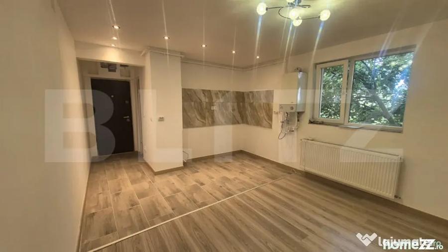 Apartament cu 2 camere de vanzare, 30.57 mp, Micro 14 - Satu Mare (Satu-Mare) - 12