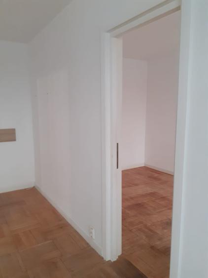 Exclusivitate-Casa de Cultura,2cam,centrala gaz,nemobilat,balcon,termen lung - 3