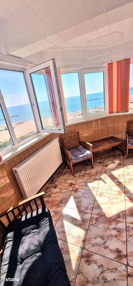 Apartament cu 3 camere în Faleza Nord