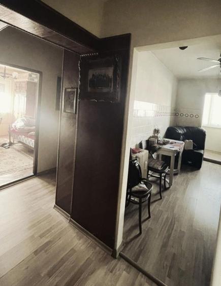 Apartament cu 3 camere decomandat în UTA