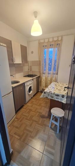 Garsonieră decomandată în Exterior Vest