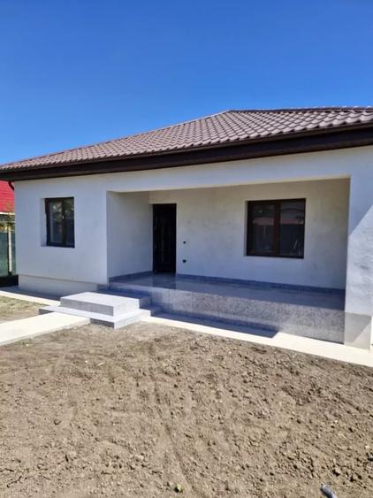 Casă individuală cu 4 camere cu Teren 514 Mp în Cumpăna