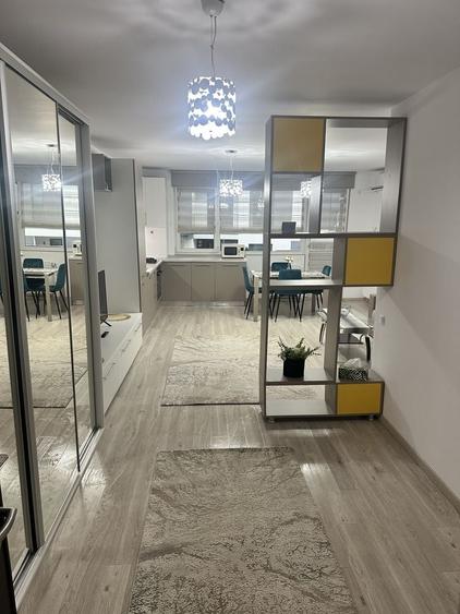 Apartament cu 2 camere decomandat în Florești