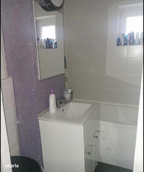 Apartament cu 2 camere decomandat în Stadion