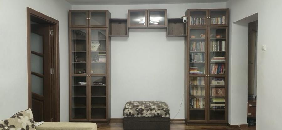 Apartament cu 4 camere semidecomandat în Brotăcei
