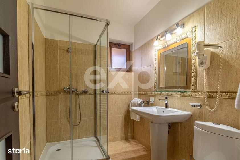 Spațiu comercial, de 870 mp, în Central
