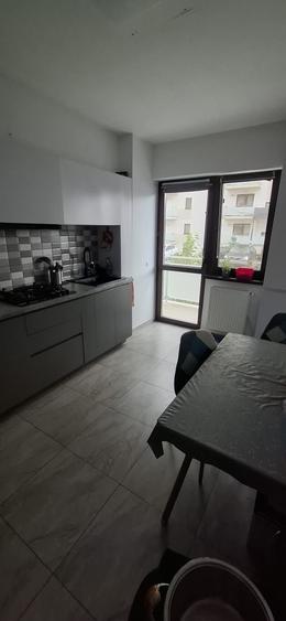 Apartament cu 3 camere decomandat în Bucium