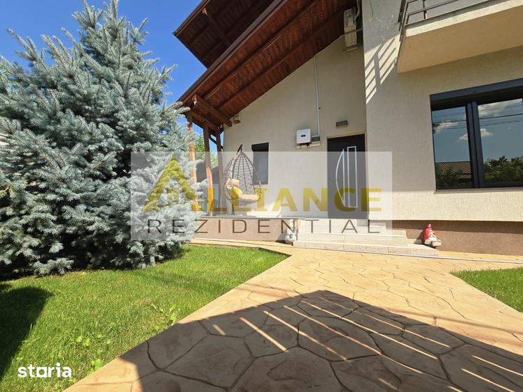 Casă cu 4 camere cu Teren 291 Mp în Central