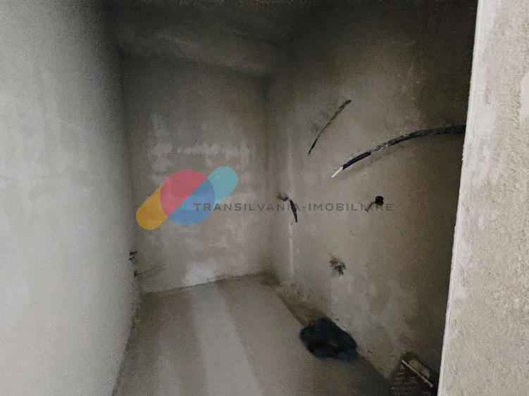 Apartament cu 2 camere semidecomandat în Mărăști