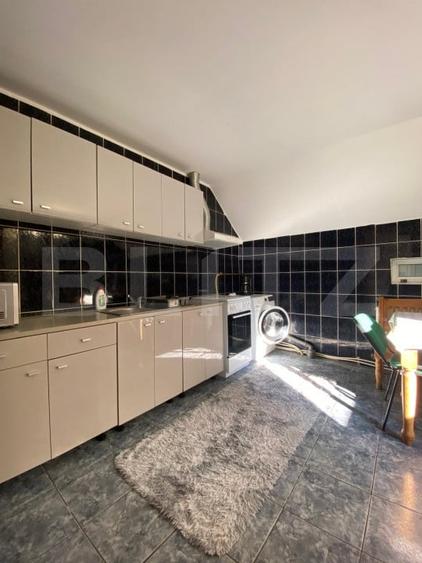 Apartament cu 3 camere decomandat, mobilat în George Enescu