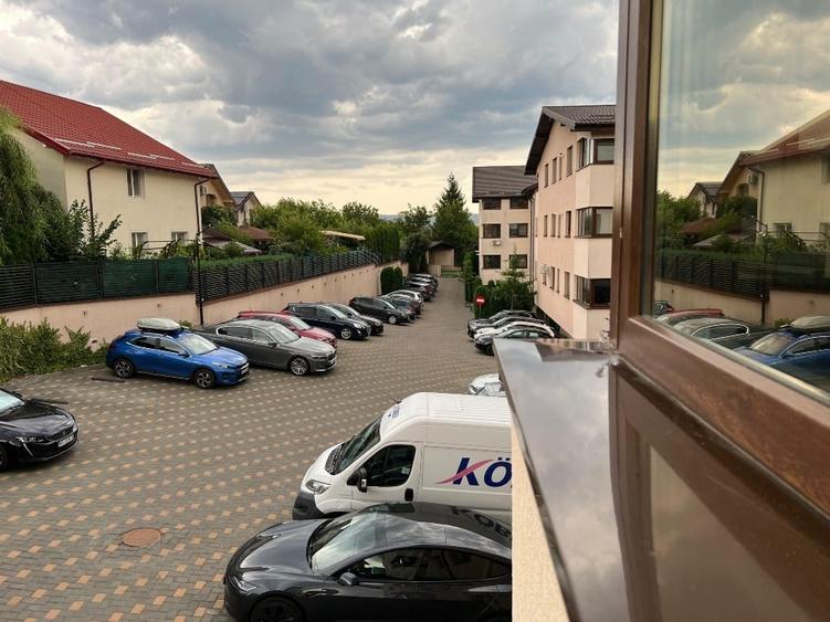 Apartament cu 2 camere decomandat, mobilat în Valea Adâncă