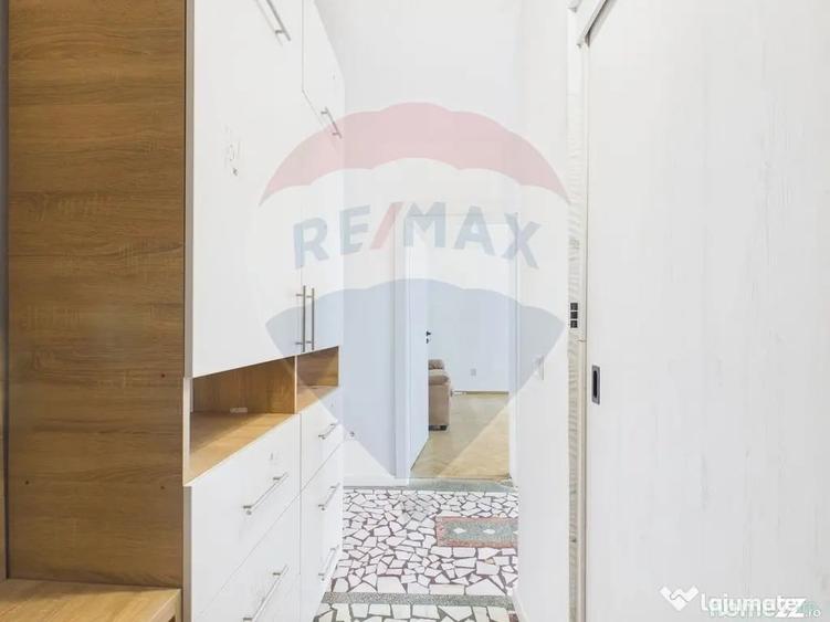 Apartament cu 3 camere decomandat în Lacul Tei