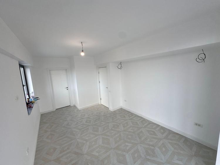 Apartament cu 3 camere decomandat în Tomis Plus