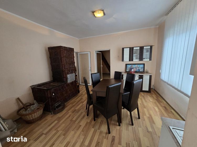 Casă cu 3 camere cu Teren 1200 Mp în Josenii Bârgăului
