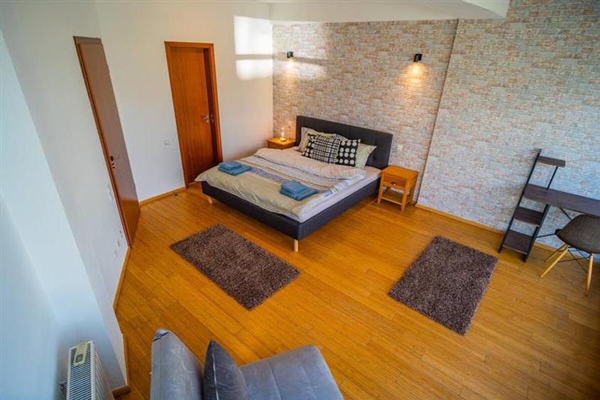 Apartament cu 2 camere decomandat, mobilat în Herăstrău