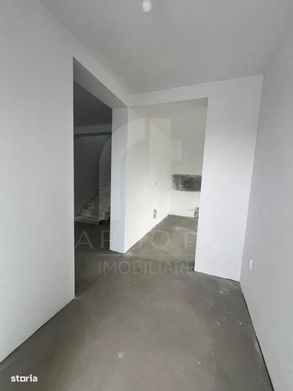 Casă cu 4 camere în Mărăcineni