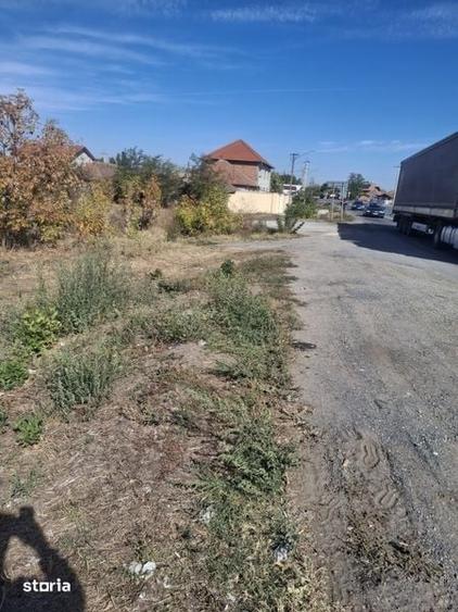 Teren de 235 mp, în Zimandu Nou