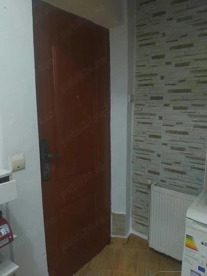 Garsonieră decomandată, mobilată în Central