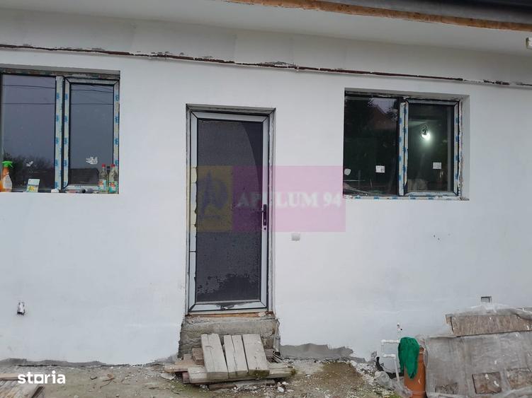 Casă cu 2 camere cu Teren 200 Mp în Giulești