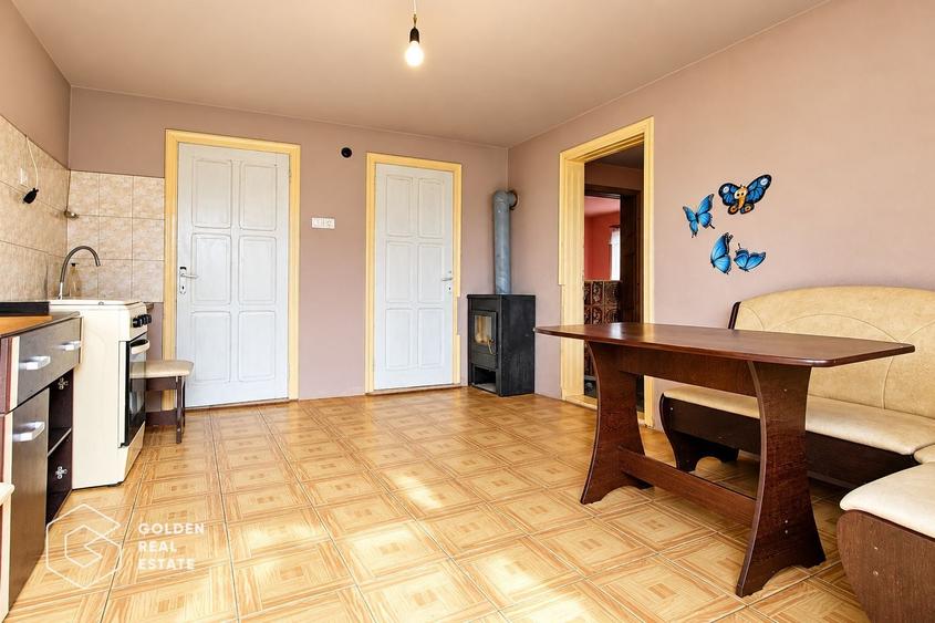 Casă individuală cu 3 camere cu Canalizare în Ususău