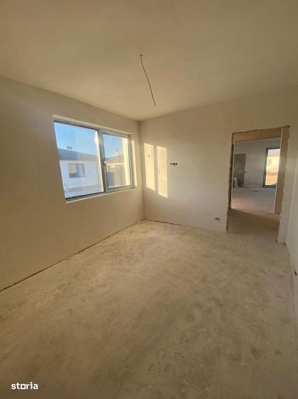 Casă cu 4 camere cu Teren 337 Mp în Dimieni