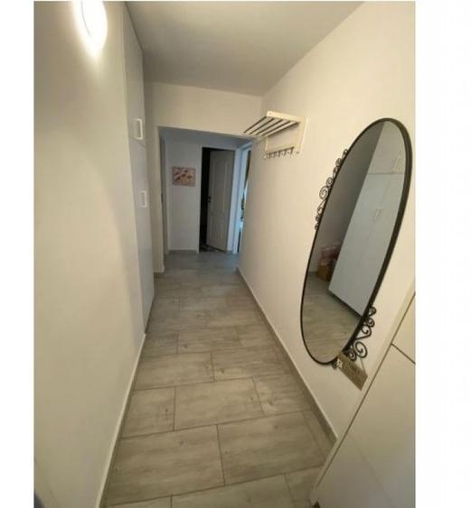 Apartament cu 3 camere decomandat în Tineretului