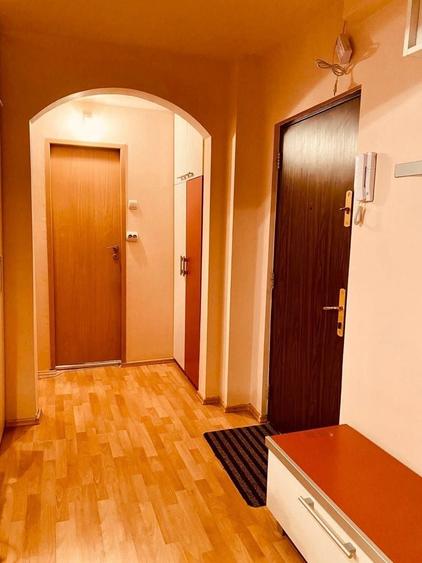 Apartament cu 2 camere decomandat în Exterior Vest