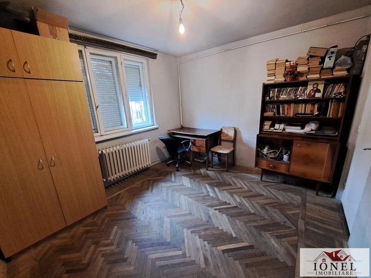 Apartament cu 3 camere în Cugir
