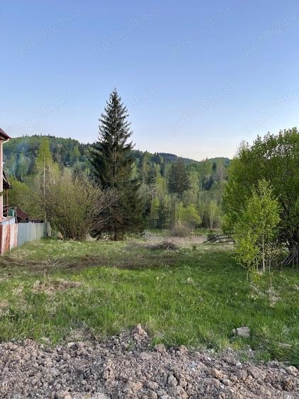 Teren de 1400 mp, în Izvoru Mureșului