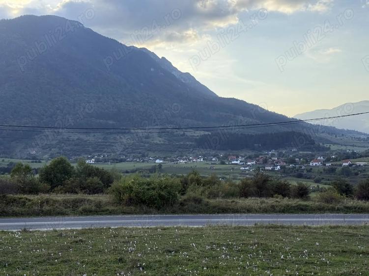 Teren de 500 mp, în Moieciu