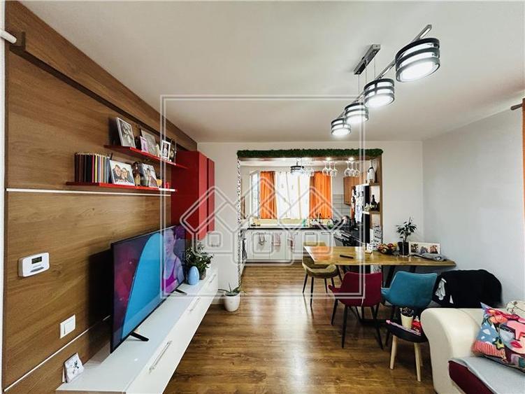 Apartament cu 3 camere nedecomandat în Arhitecților - Calea Cisnădiei