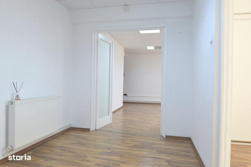 Apartament cu 3 camere în Calea Victoriei