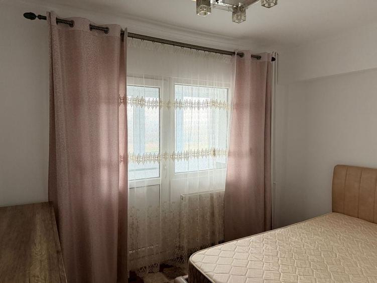 Apartament cu 3 camere în Titan