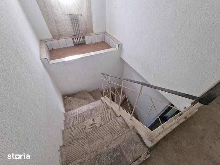 Casă cu 4 camere cu Teren 200 Mp în Sud