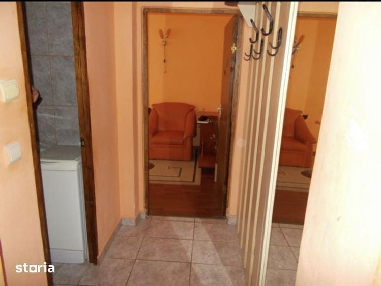 Proprietar 2 camere piata chirila str stejar - comision 0 - 6