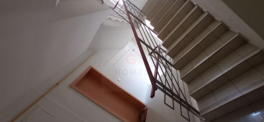 Garsonieră decomandată, mobilată în Aradului