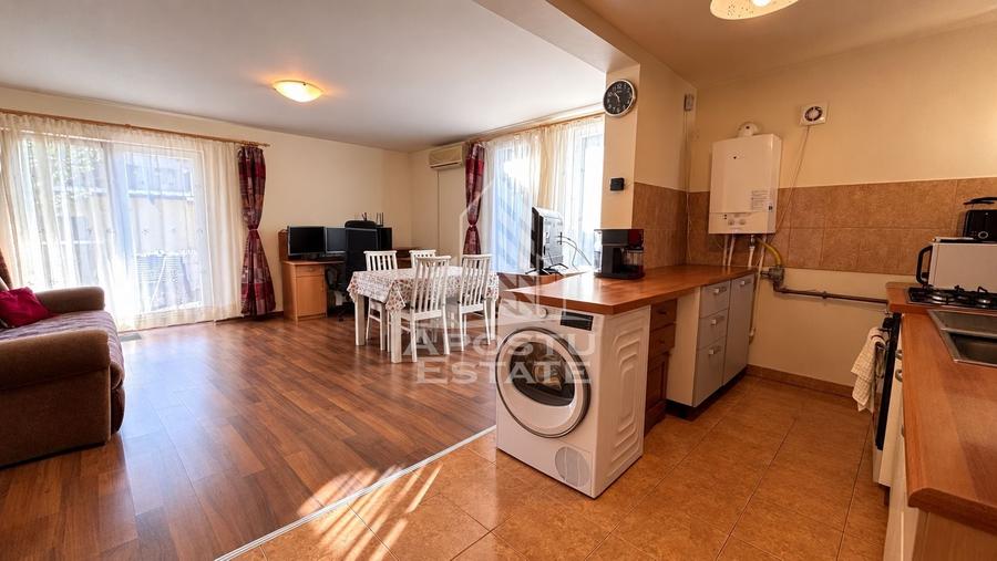 Apartament cu 3 camere decomandat, mobilat în Giroc