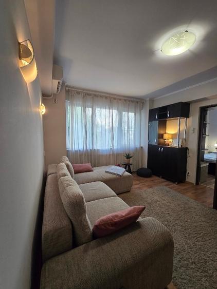 Apartament cu 2 camere nedecomandat în Cișmigiu