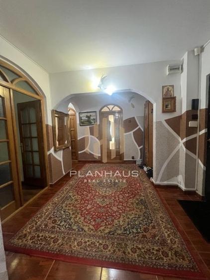 Apartament cu 3 camere decomandat, mobilat în Hotvon