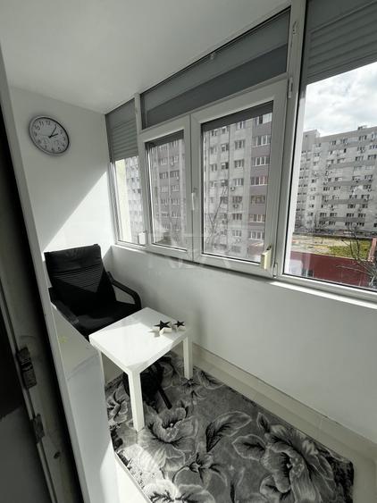 Apartament cu 3 camere semidecomandat, mobilat în 1 Decembrie 1918