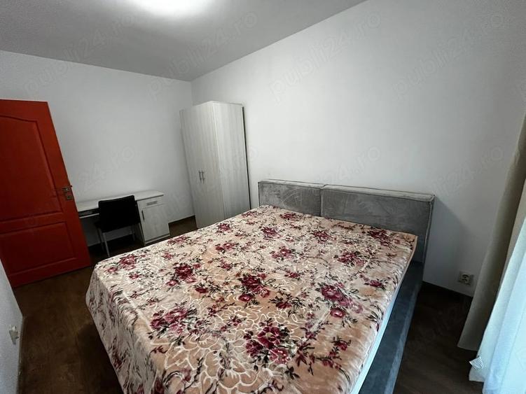 Apartament cu 2 camere semidecomandat în Piața Unirii
