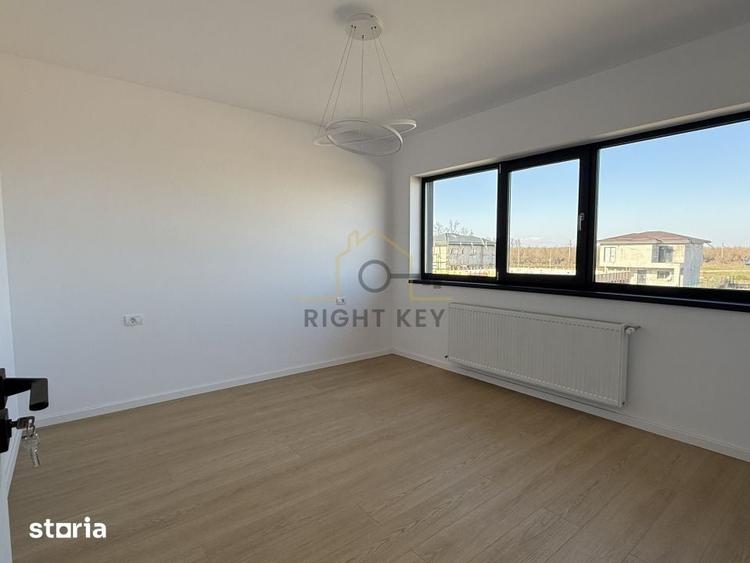 Casă cu 5 camere cu Teren 560 Mp în Tărtășești