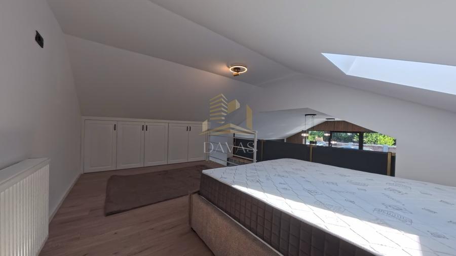 Apartament cu 3 camere semidecomandat, mobilat în Între Lacuri