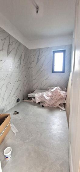 Casă individuală cu 5 camere cu Canalizare în Valu lui Traian