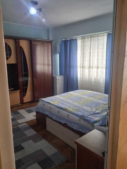 Garsonieră decomandată în Ostroveni