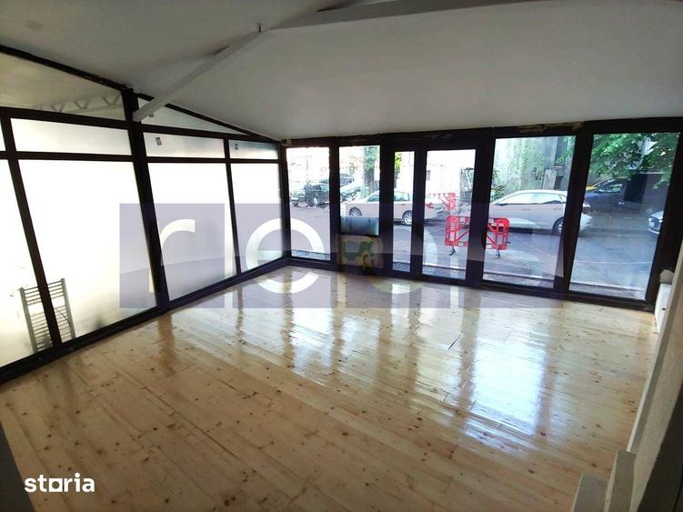Spațiu comercial, de 300 mp, în Eminescu