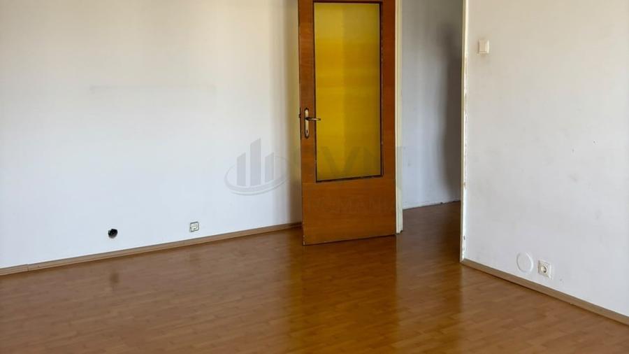 Apartament cu 2 camere decomandat în Aviației