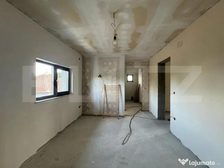 Casă cu 4 camere cu Teren 400 Mp în Gării