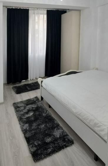 Apartament cu 2 camere semidecomandat în Micro 17